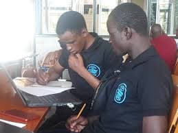 UDIEMSO students collaborating on industrial engineering project